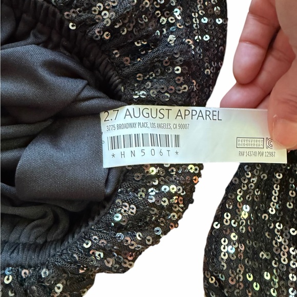 Elegant Sequin Blouse - Black - Picture 4 of 7